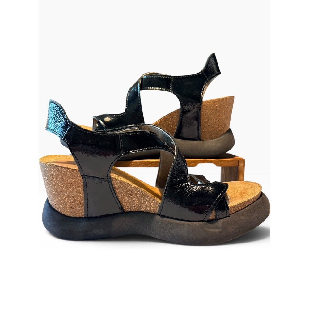 Fly London Yuna Black Patent Leather Wedge Platform Toe Loop Sandals Size 38